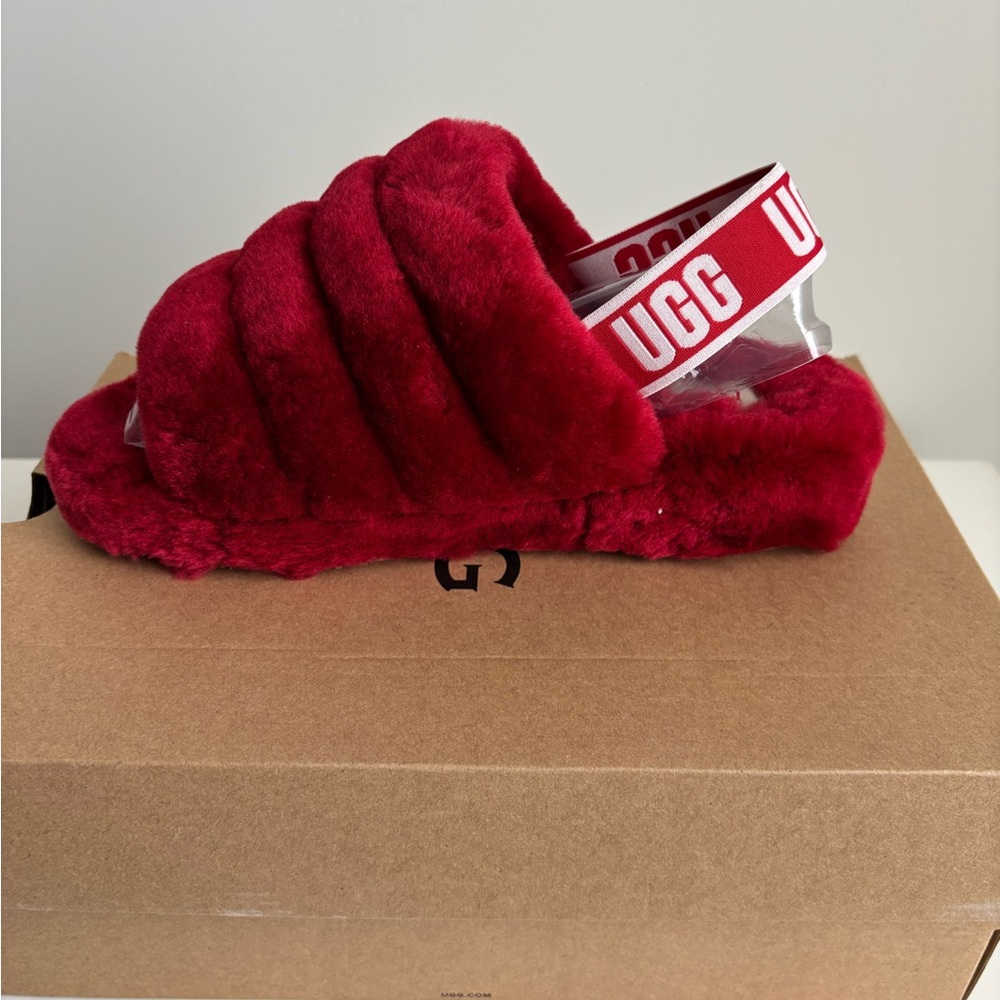 UGG Fluffy Yeah Slide Sandals - Picture 2 of 5
